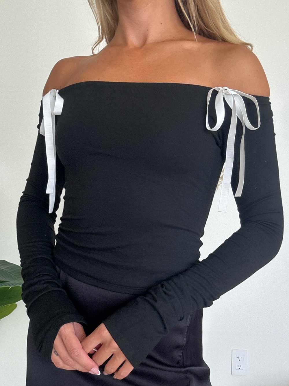 More to Come Off-Shoulder Black Long-Sleeve Top with White Ribbon Ties